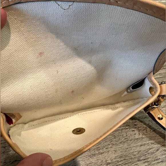 Like New Dooney and Burke Sketch Disney Wristlet - Picture 4 of 8